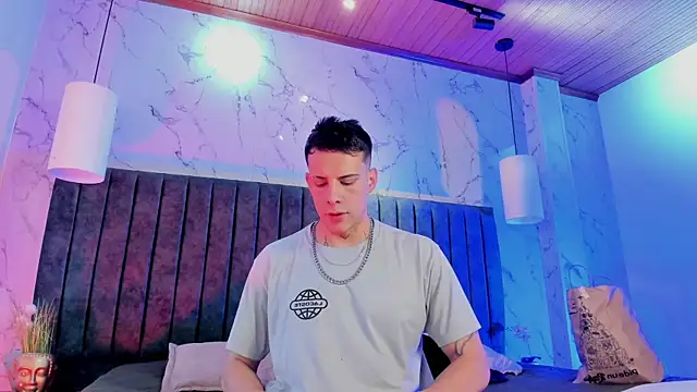 Dustin Sonne online show from December 19, 3:36 am