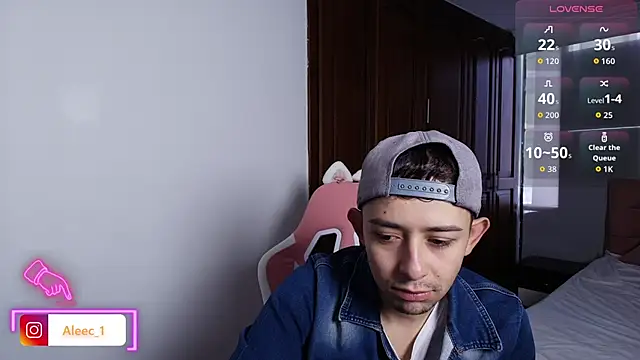 Aleecandrews online show from October 2, 7:51 pm