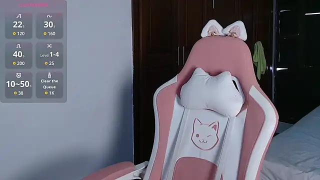 Aleecandrews online show from October 1, 7:29 pm