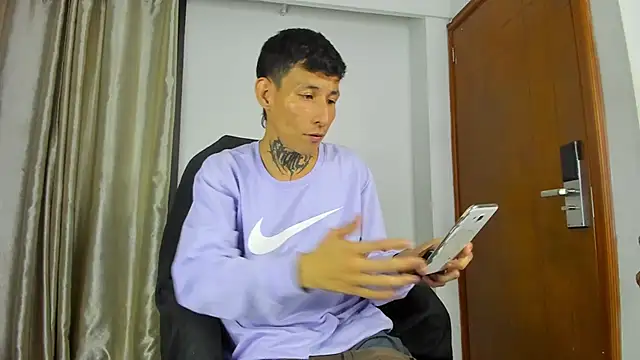 Davide 444 online show from September 24, 4:34 am