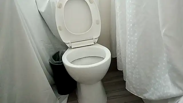 Shemalefucker79 online show from March 4, 12:56 pm