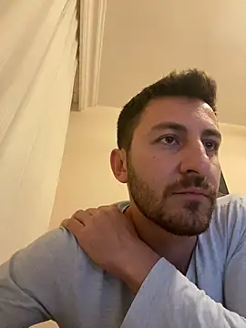 emredenizz07 online show from December 3, 11:11 pm