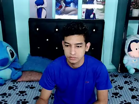 x oliver x online show from October 31, 3:52 am