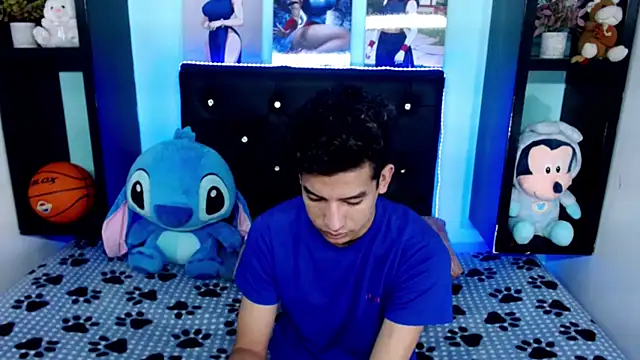 x oliver x online show from November 9, 3:32 am