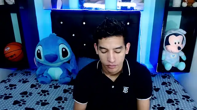 x oliver x online show from September 14, 4:58 am