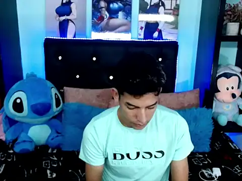 x oliver x online show from October 18, 5:01 am