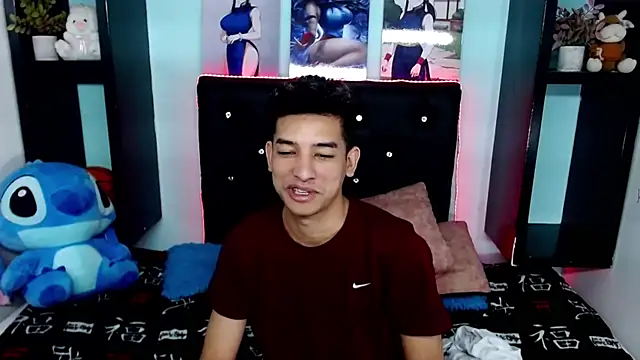 x oliver x online show from October 10, 7:57 am