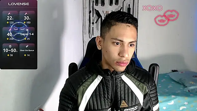 dylan apol0 online show from October 15, 3:25 am