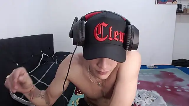 Ethanho0t online show from December 20, 9:38 am