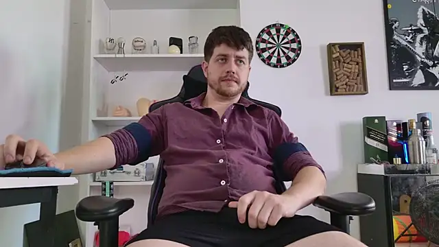 aaron nvk online show from February 9, 9:19 pm