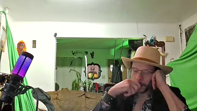 MasterDaddyCool online show from October 30, 9:27 pm