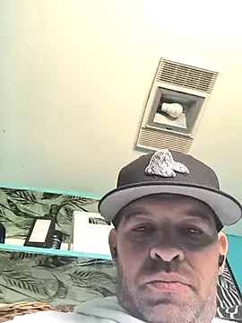 N2OBROWNIES online show from September 20, 3:45 pm