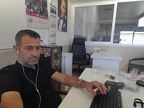 rafasilva3535 online show from September 18, 1:57 pm