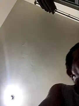 PIROCAGG21 online show from December 3, 10:49 pm