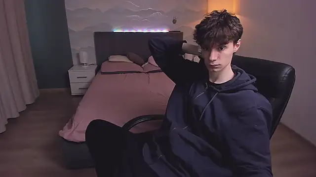 Edvard Blare online show from November 19, 11:21 am