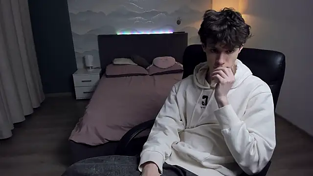 Edvard Blare online show from November 20, 2:38 pm