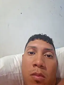 GRUESO-CURVO online show from September 22, 11:48 pm