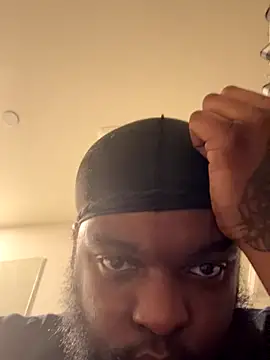 sneakdalink online show from November 18, 5:38 pm