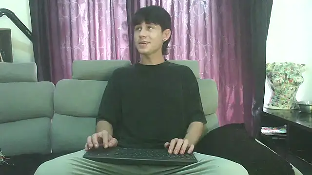 Michael blue online show from May 13, 7:11 pm