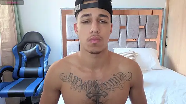 orionblaze69  online show from October 26, 8:22 pm