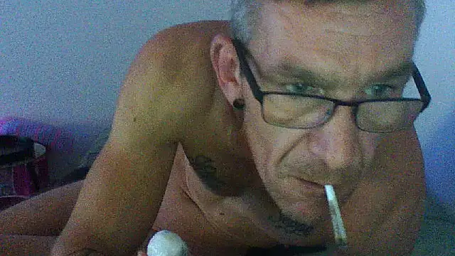 Kevinhot38 online show from October 27, 3:31 am