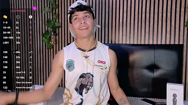 Felipe boy1 online show from September 26, 4:43 am