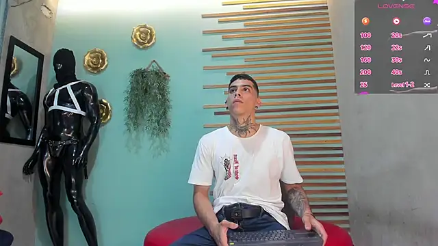 jharol cardonaa online show from November 12, 1:22 am