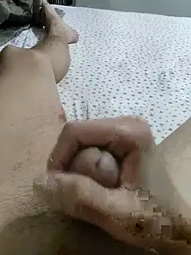 comeputa33 online show from October 26, 5:09 am