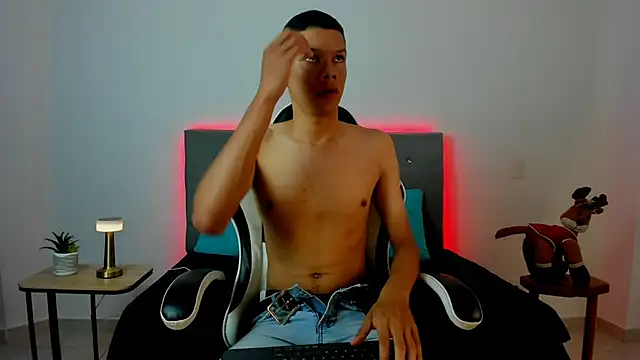 milo cruz online show from November 21, 7:40 am