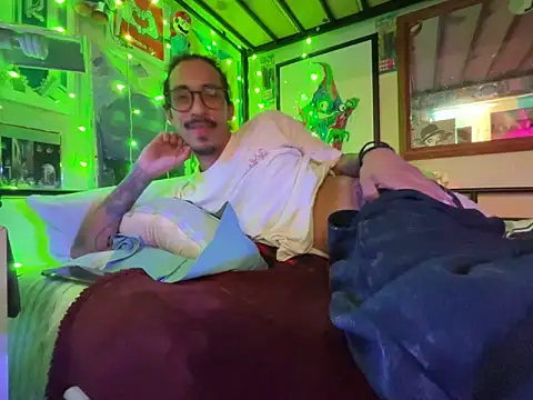 bigdickkane300 online show from May 11, 1:40 am
