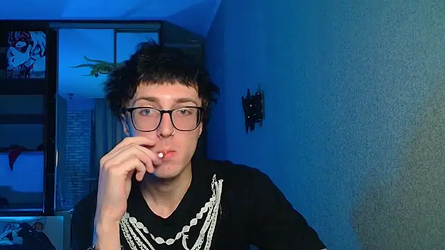 8goat online show from December 1, 2:14 am