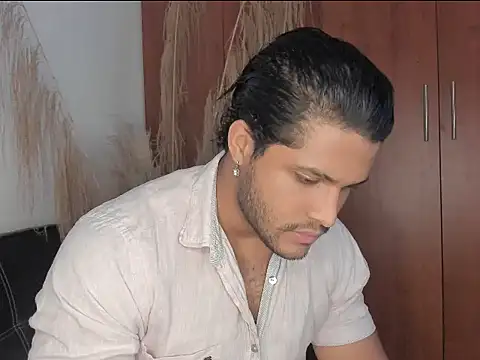 Evansdark1 online show from December 22, 1:25 am