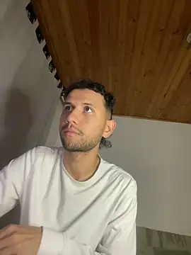 Michaell Spinelly online show from October 9, 10:36 pm