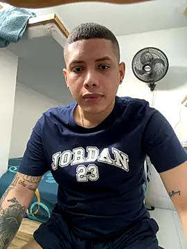 imstevenfox online show from November 18, 5:49 pm