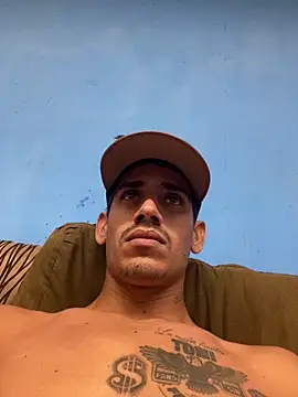 raul021999 online show from April 28, 9:03 am