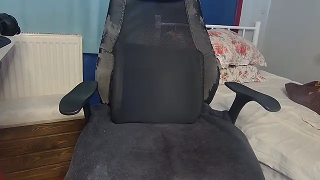 flydirty online show from October 24, 9:44 am