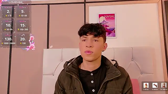 Axel  Evans online show from April 1, 12:29 pm