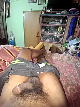 cutecouple1983 online show from November 27, 8:56 pm