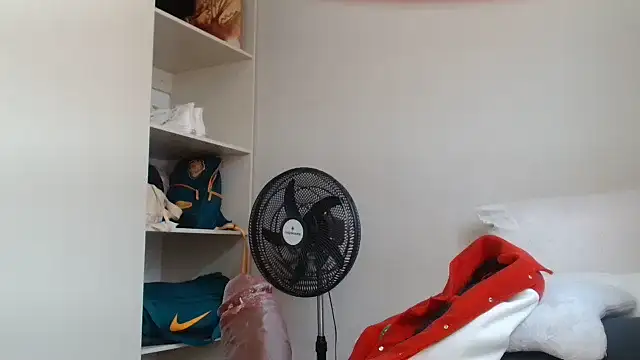 KinkyJ  online show from September 13, 10:27 am
