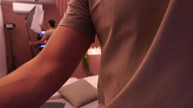 Ethan occonor online show from April 18, 12:50 pm