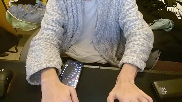 moogly655 online show from March 8, 8:02 pm