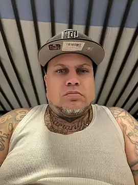 Auhenri25 online show from July 12, 7:54 am