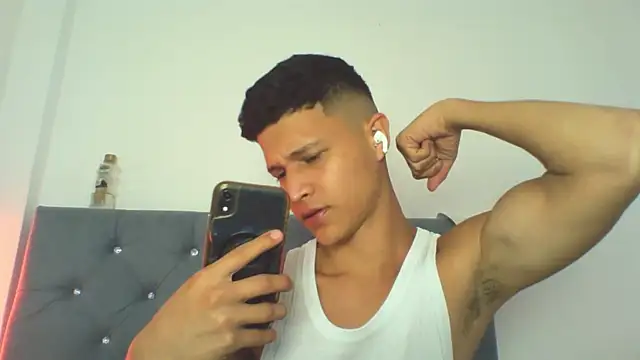 Twinkcock22 online show from September 29, 4:22 am