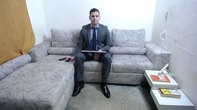 Victor Maitland online show from October 8, 3:44 am