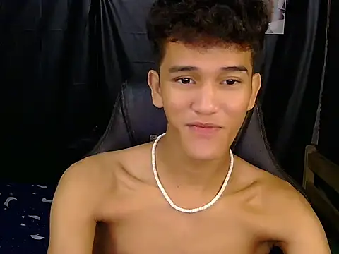 kenbigcockxx online show from March 2, 7:43 pm