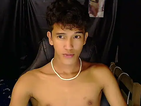 kenbigcockxx online show from March 12, 2:25 pm