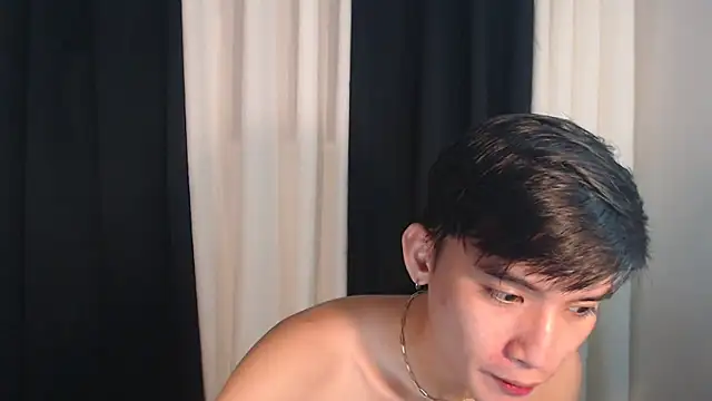 Snapshot of asian_dai chatting on October 1, 10:19 am asian dai online show from October 1, 10:19 am