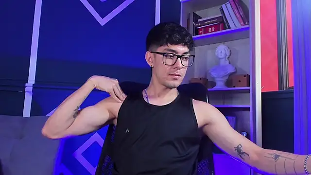 etham wolf  online show from October 10, 4:23 pm