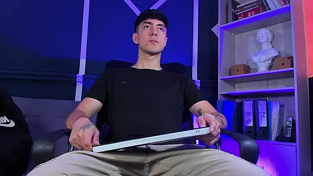 etham wolf  online show from October 8, 4:11 pm