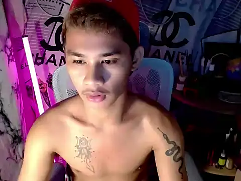 asianhardcock25 online show from February 5, 6:37 pm